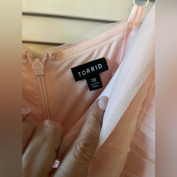 Torrid Special Occasion Dress - Picture 4 of 7